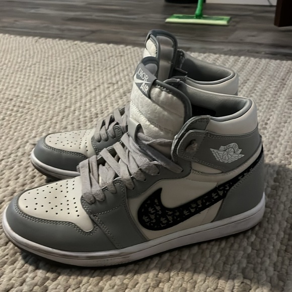 Nike Diors - Picture 4 of 5